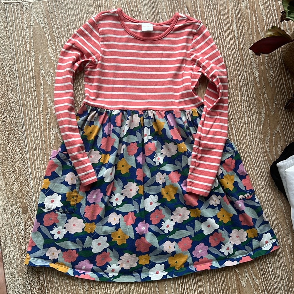 Girl’s Dress